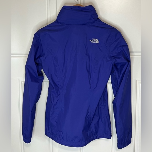 The North Face HyVent, Women’s X-Small, waterproof, breathable, rain jacket. - Picture 13 of 13